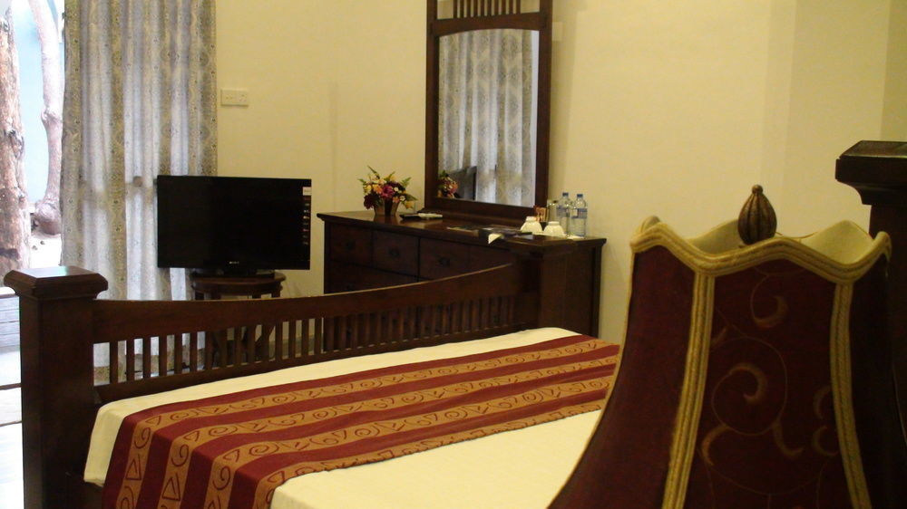 Avasta Resort And Spa Anuradhapura Exteriör bild