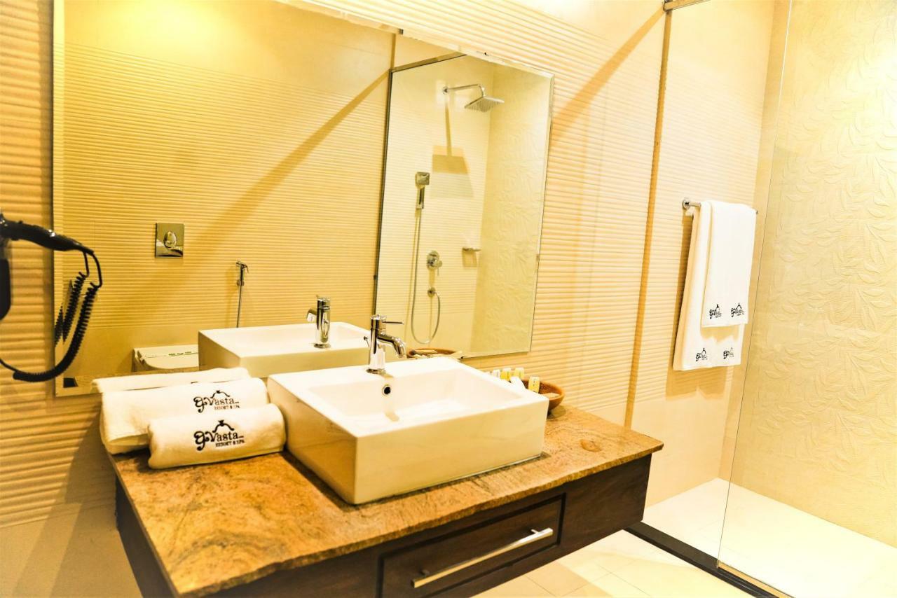 Avasta Resort And Spa Anuradhapura Exteriör bild